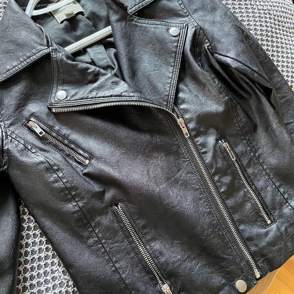 Faux Black Leather Jacket - Picture 8 of 8